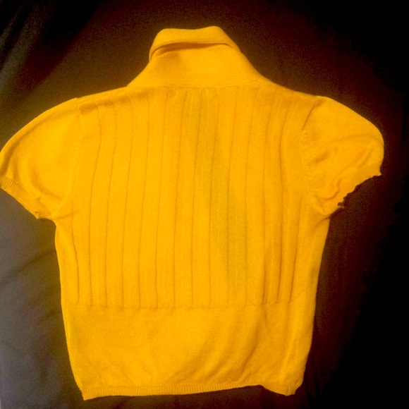 Medium golden yellow cardigan. - Picture 2 of 2